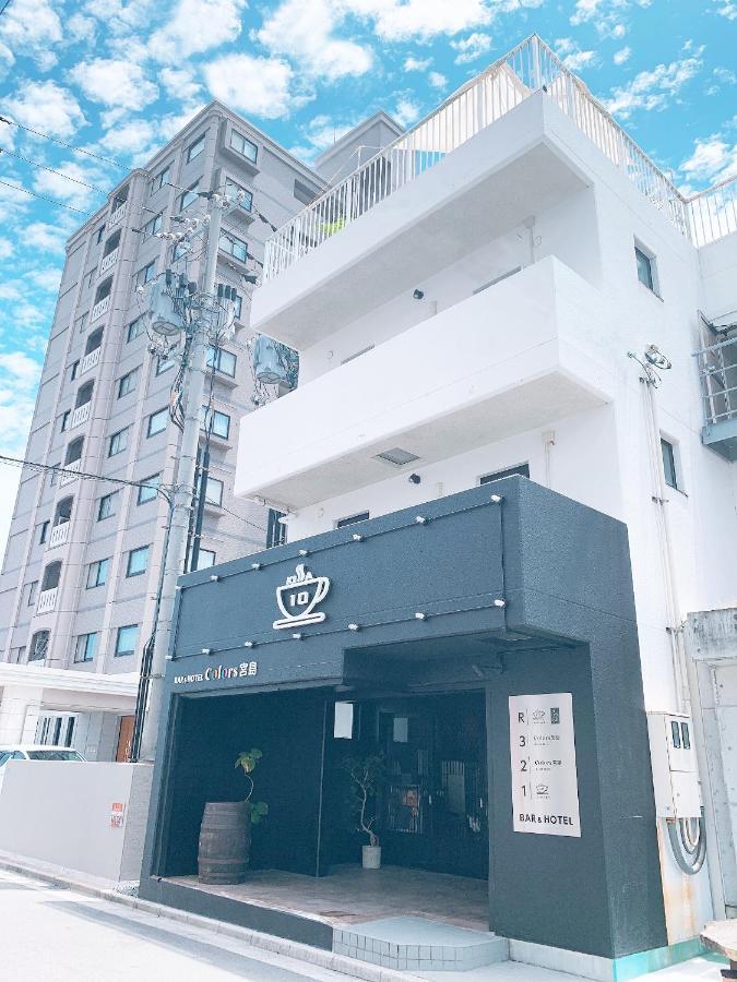 Bar & Hotel Colors Miyajima Hatsukaichi Exterior photo